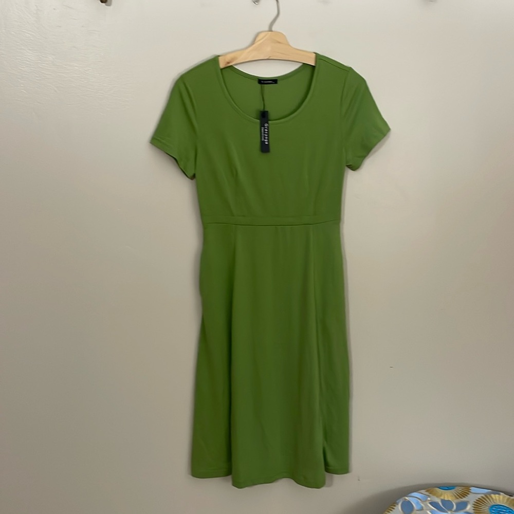 NEW Gracyoga Green Dress. Size Small